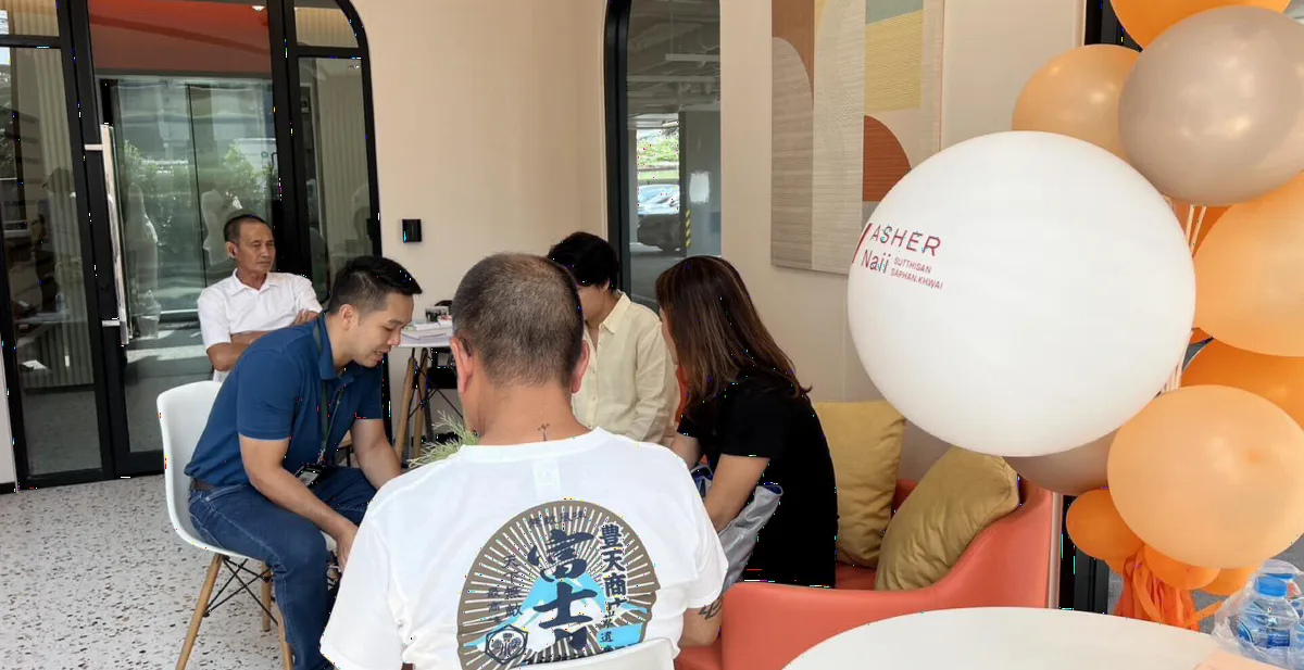 ภาพประกอบ ภาพบรรยากาศในวันเปิดตึกอย่างเป็นทางการของ Asher Naii สุทธิสาร สะพานควาย ซ.อินทามระ 41